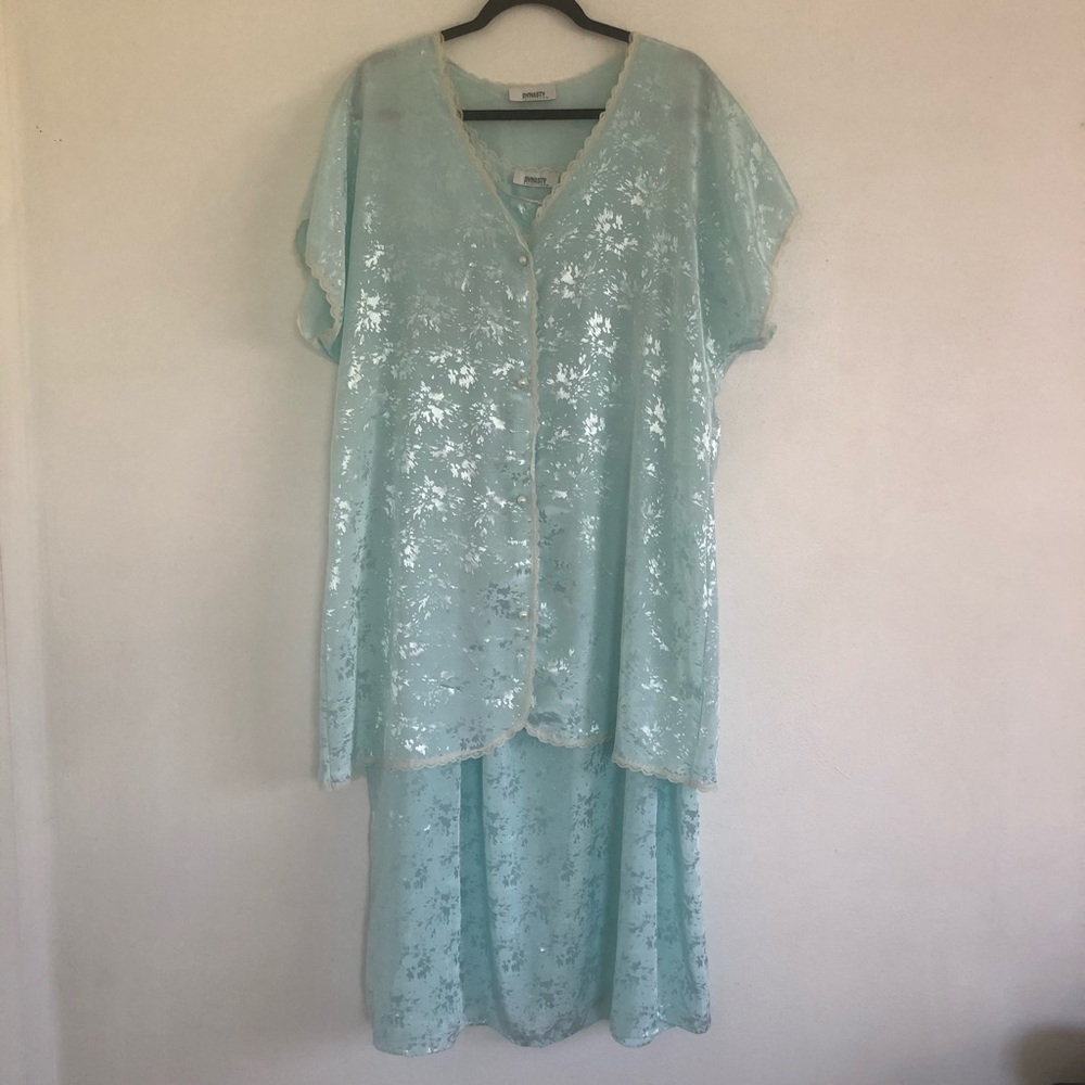 VTG Dynasty Collection Aqua Green Nightgown Set